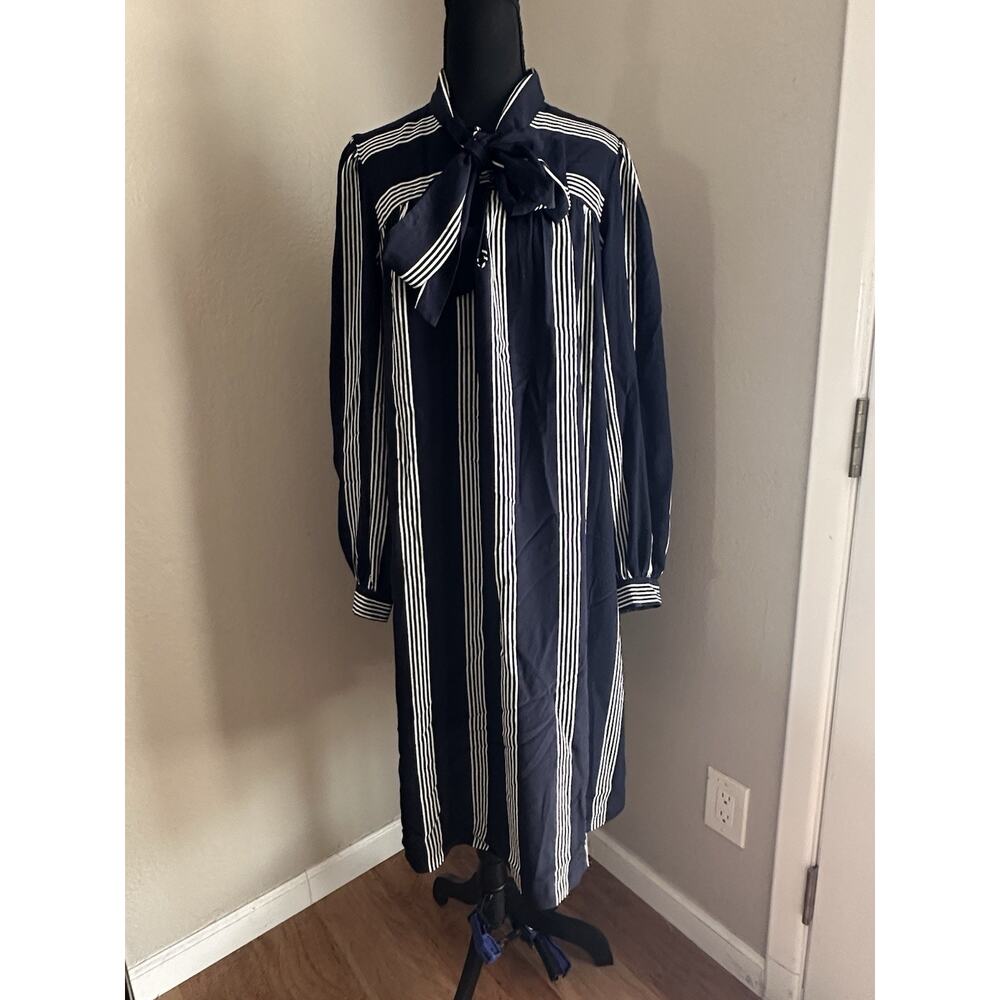 Vtg Chez California Designed By Tandy Navy White Striped Collar Neck Tie Dress